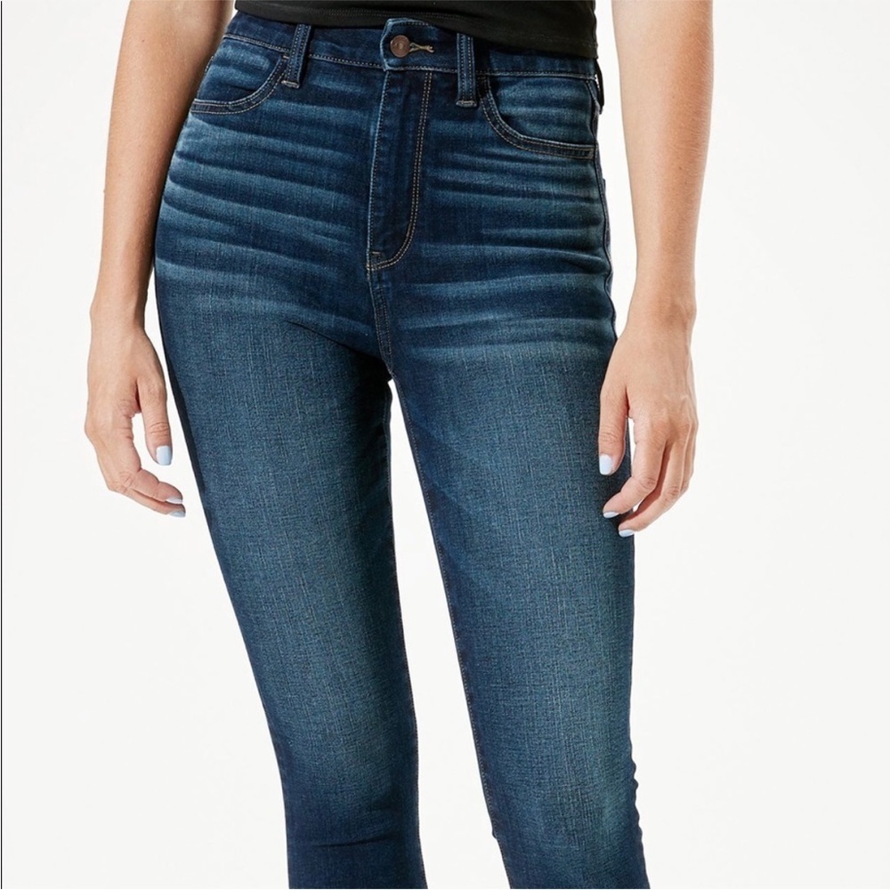American Eagle Outfitters Highest Rise Jegging in Dark Distressed Wash 2 Long